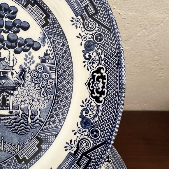 Set of 2 brand new Churchill Blue Willow 10” dinner plates Earthenware China - Picture 5 of 13